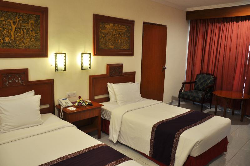 Hotel Inna Bali 5*